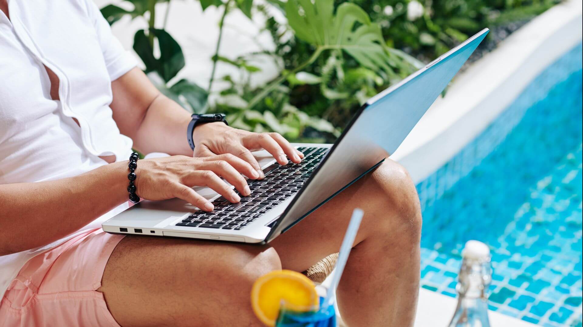 Vacaciones de verano: cinco cuestiones laborales que generan más conflictos cada año en las empresas