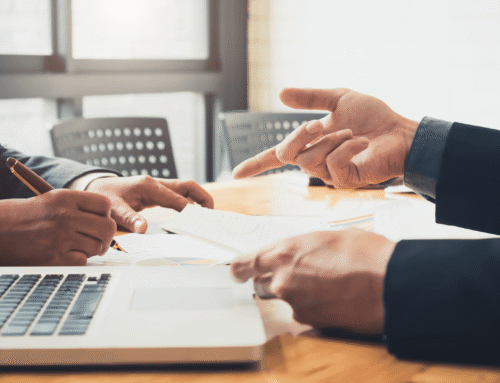 ¿Puede una empresa llamar a un trabajador durante sus vacaciones?